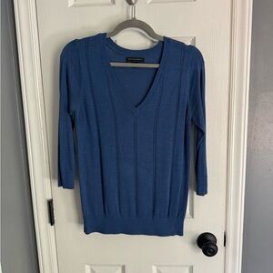 Banana Republic Blue V-Neck, small, EUC
